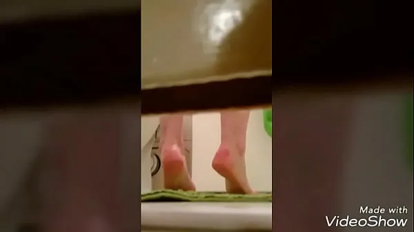 Vroča Voyeur twins shower roommate spy skupna cev