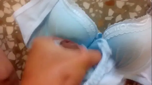 Hot cum on bra(Sky blue teljes cső