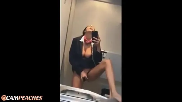 Caliente Campeaches - * DEBE VER * Hot Stewardess Live en un vuelo de avión público masturbándose desnuda tubo total