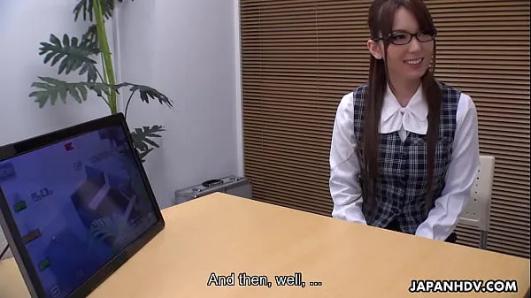 Hot Japanese office lady, Yui Hatano is naughty, uncensored totalt rör