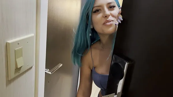 Hot Casting Curvy: Blue Hair Thick Porn Star BEGS to Fuck Delivery Guy totalt rör