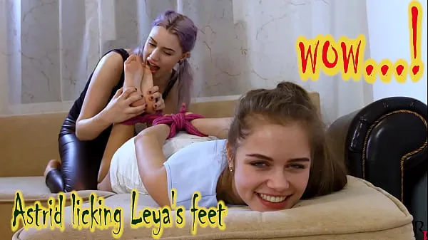 हॉट Astrid and Leya hogtie foot worship. Part 2 कुल ट्यूब