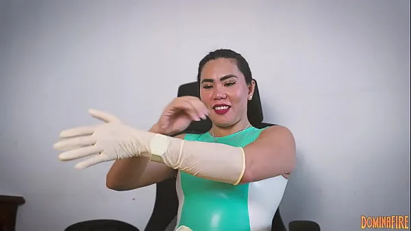 Hot Guanto in lattice Fetish ASMR di DominaFire Tubo totale