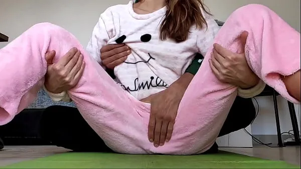 asian amateur real homemade teasing pussy and small tits fetish in pajamas إجمالي الأنبوبة الساخنة